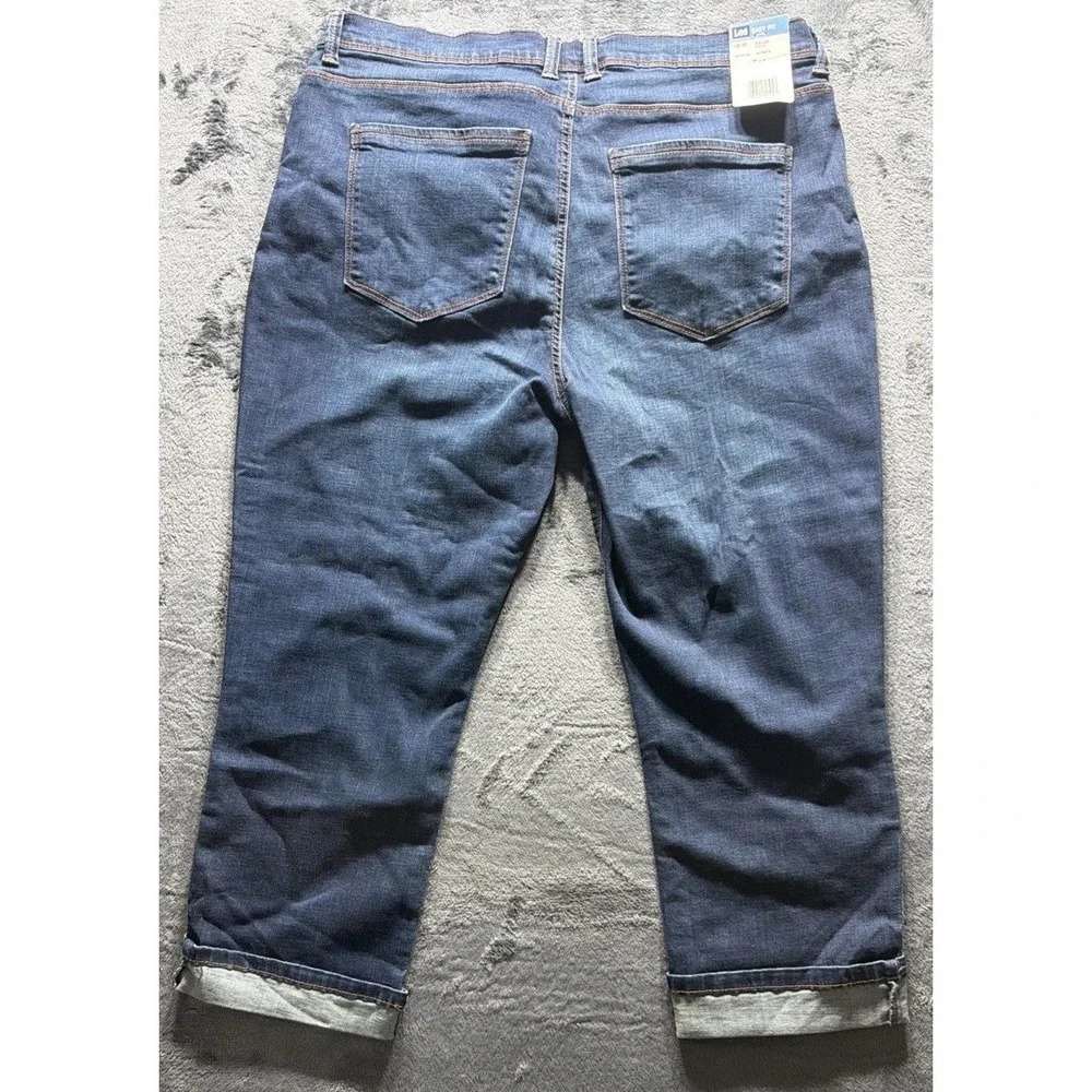 Lee Women's Easy Fit Dallas Crop Crop Just Below the Waist Blue Jeans 18M NWT